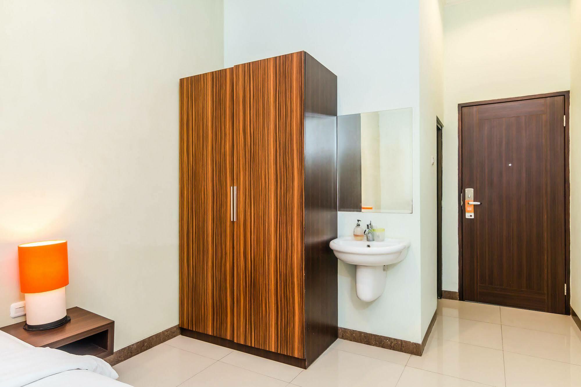 Zen Rooms By Pass Nusa Dua Нуса Дуа Екстериор снимка